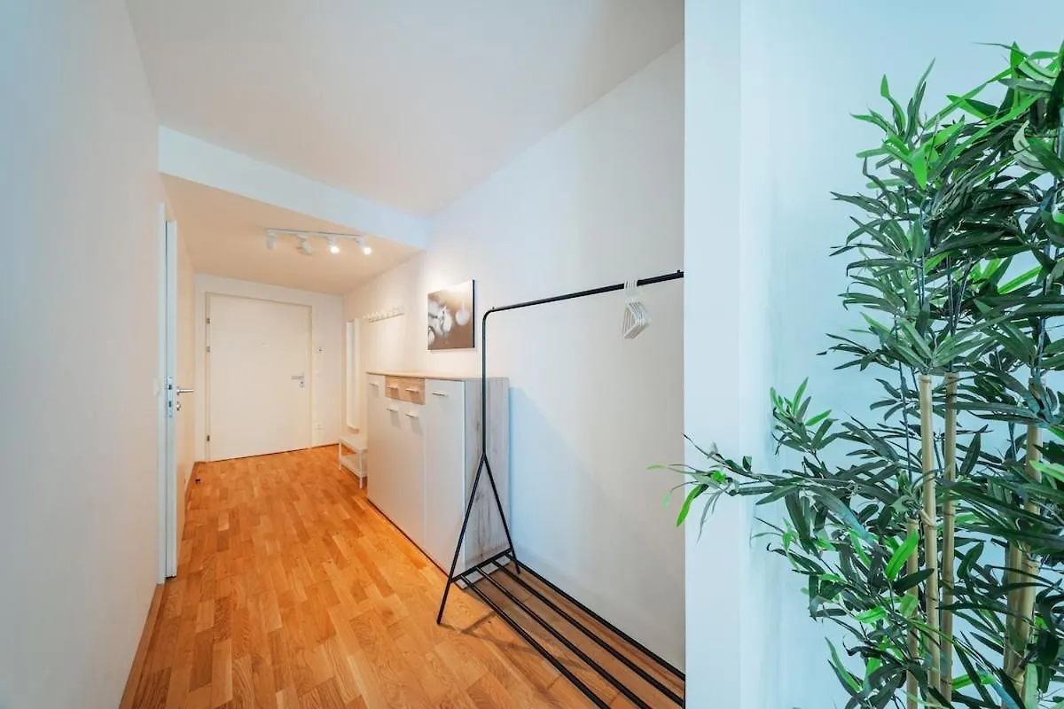 Great Apartment - 2 Bedrooms - With Parking Vienna