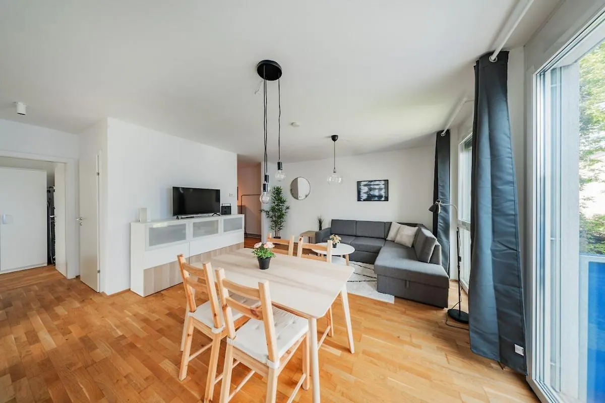 Great Apartment - 2 Bedrooms - With Parking Wien
